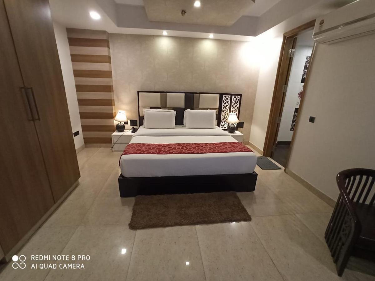Hotel Palazzo Inn New Delhi Exterior photo