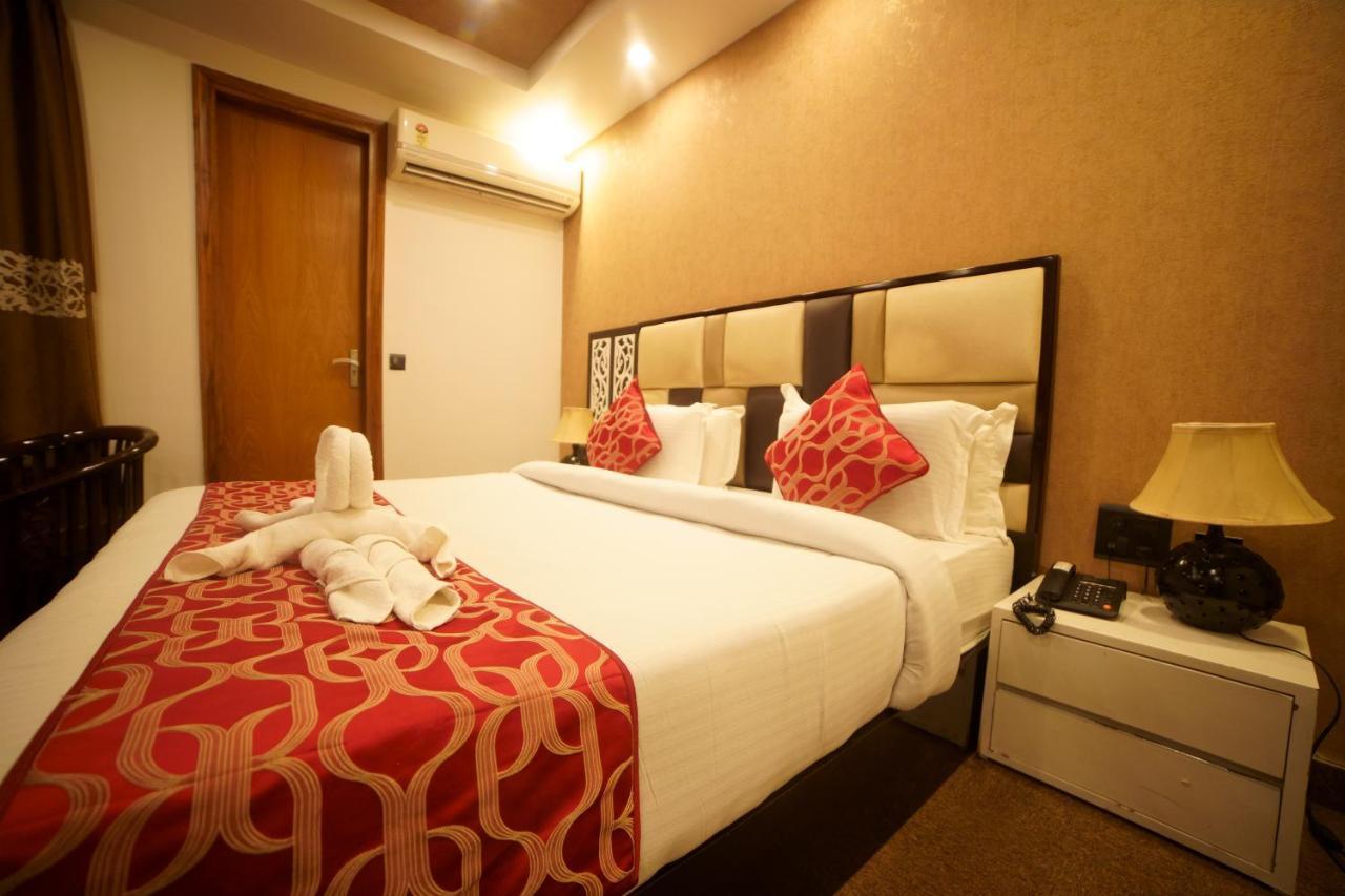 Hotel Palazzo Inn New Delhi Exterior photo