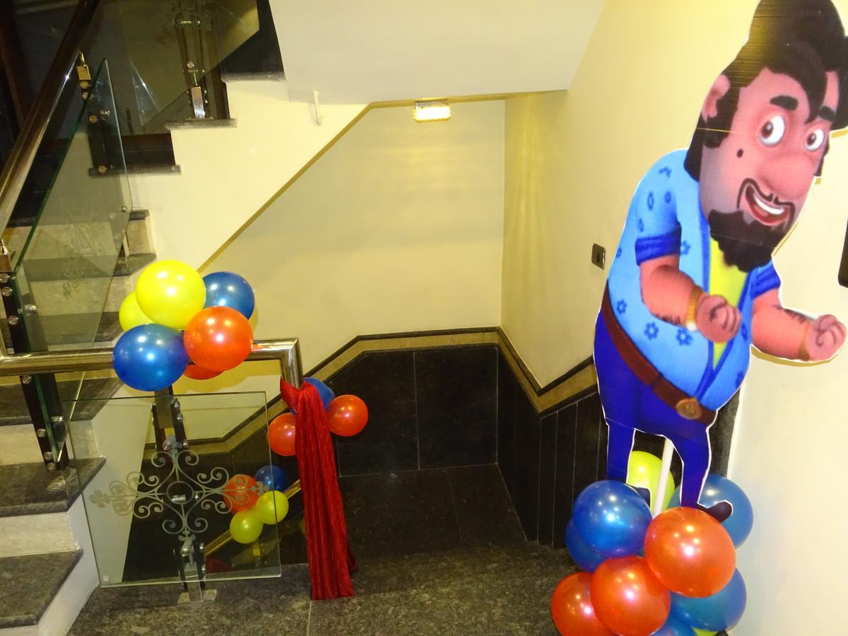 Hotel Palazzo Inn New Delhi Exterior photo