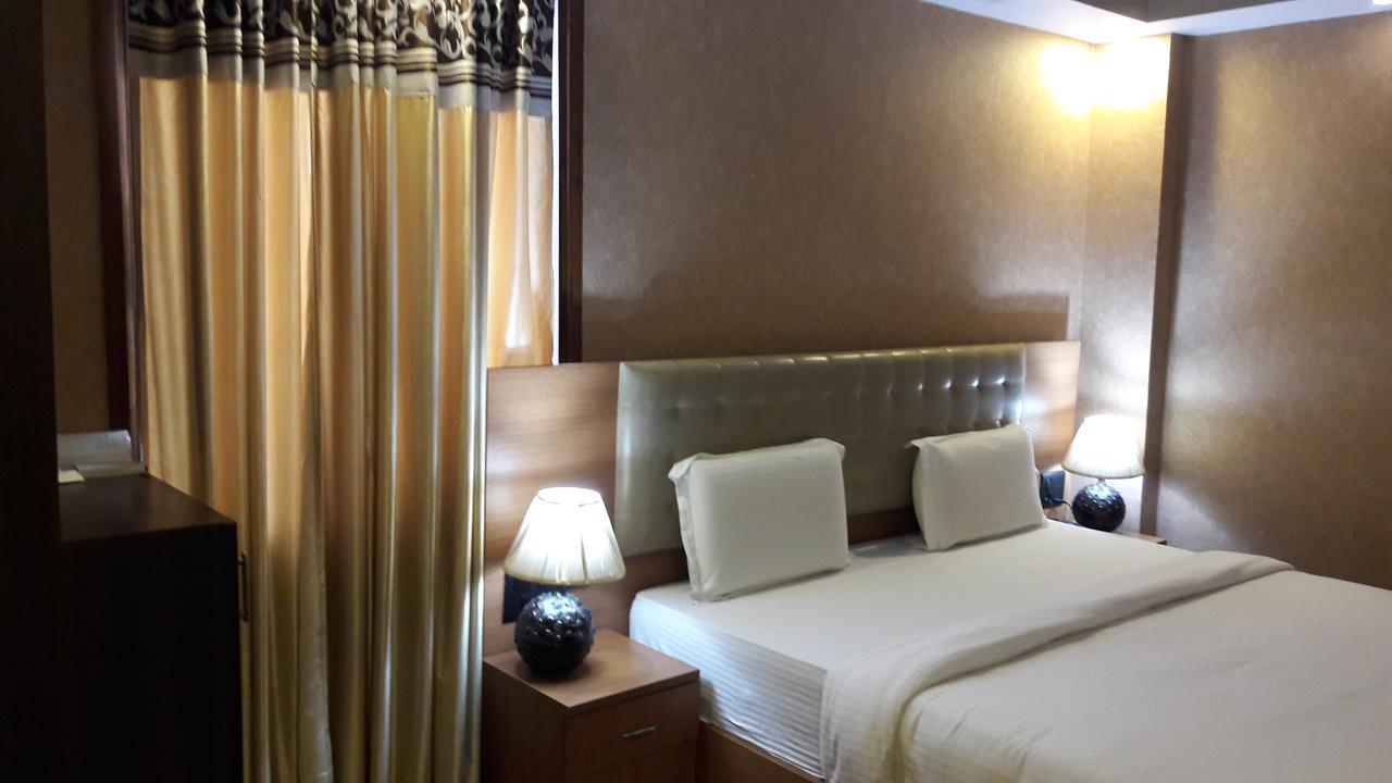 Hotel Palazzo Inn New Delhi Exterior photo