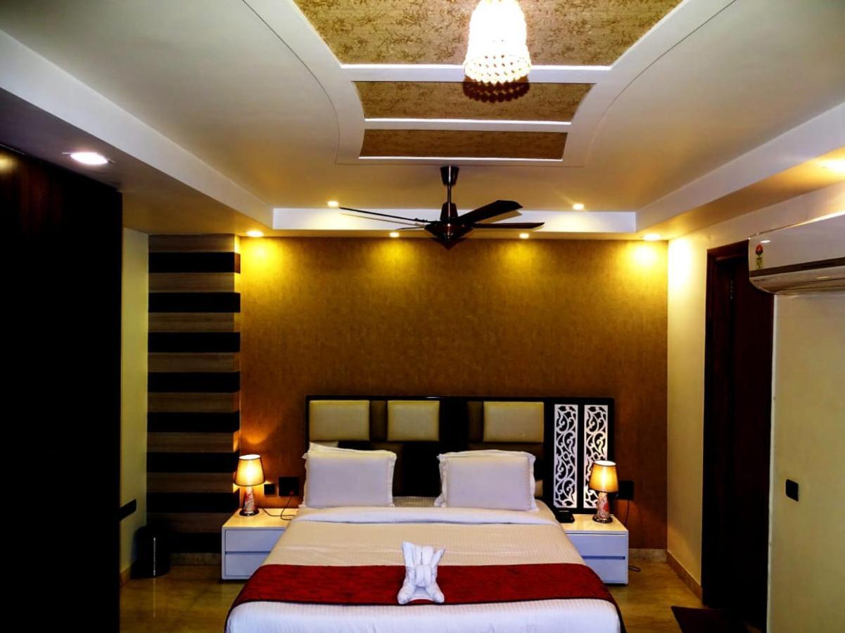 Hotel Palazzo Inn New Delhi Exterior photo
